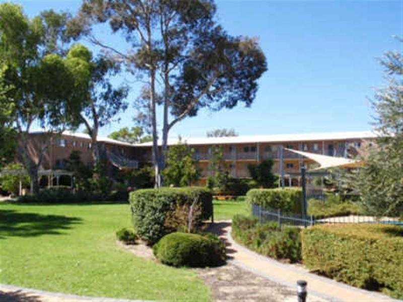 18/15 Friar John Way, Coolbellup WA 6163