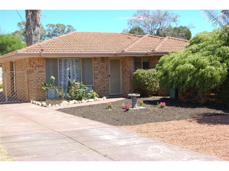 6 Darkins Retreat, Parmelia WA 6167