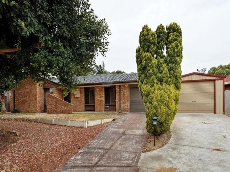 14 Anglesey Drive, Kardinya WA 6163