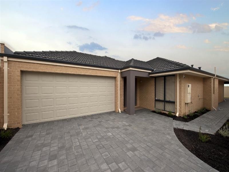 4/4 L’Aquila Circle, Beeliar WA 6164