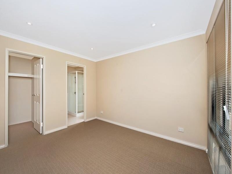 4/4 L’Aquila Circle, Beeliar WA 6164