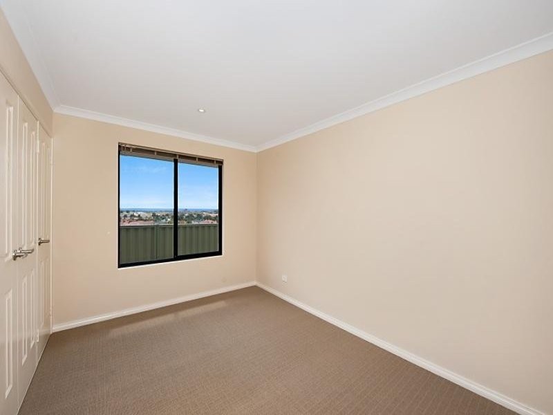 4/4 L’Aquila Circle, Beeliar WA 6164