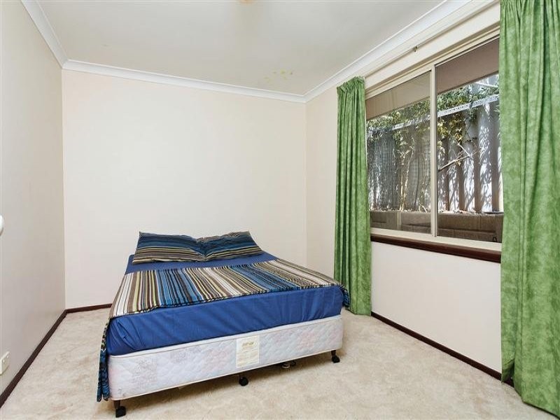 8B Chichester Cove, Bibra Lake WA 6163