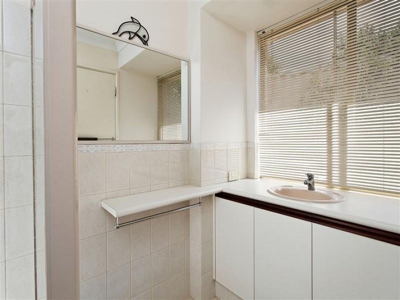 8B Chichester Cove, Bibra Lake WA 6163