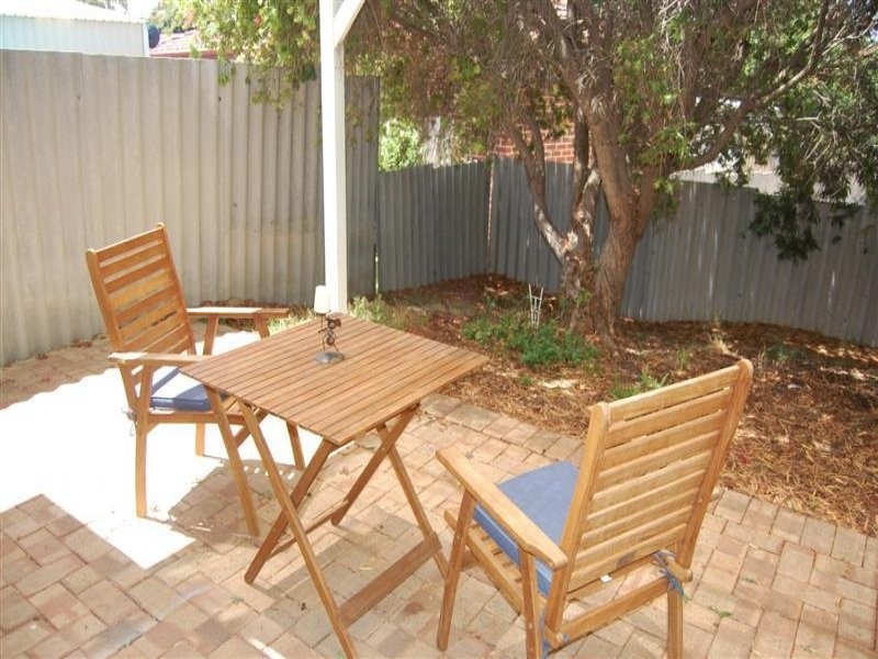 28A Southend Road, Hamilton Hill WA 6163