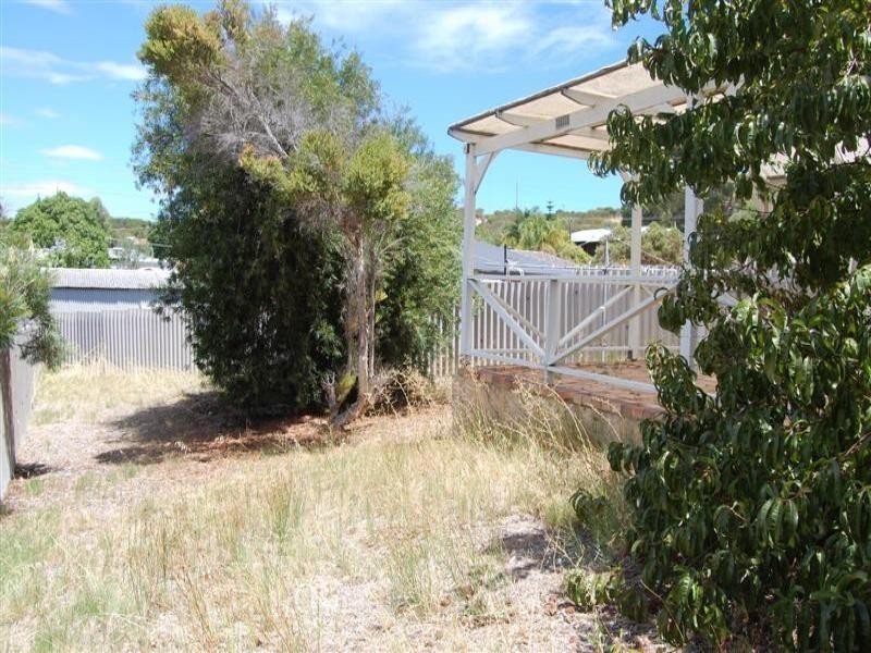 28A Southend Road, Hamilton Hill WA 6163