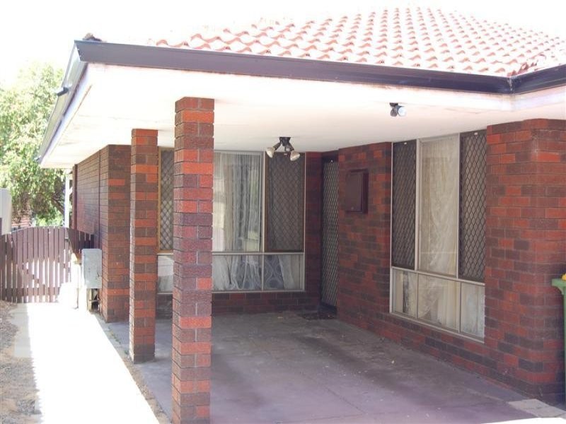 28A Southend Road, Hamilton Hill WA 6163