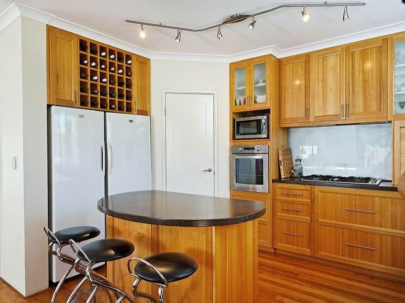 25 Williamson Road, Kardinya WA 6163