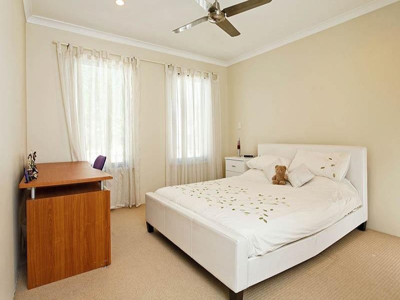 25 Williamson Road, Kardinya WA 6163