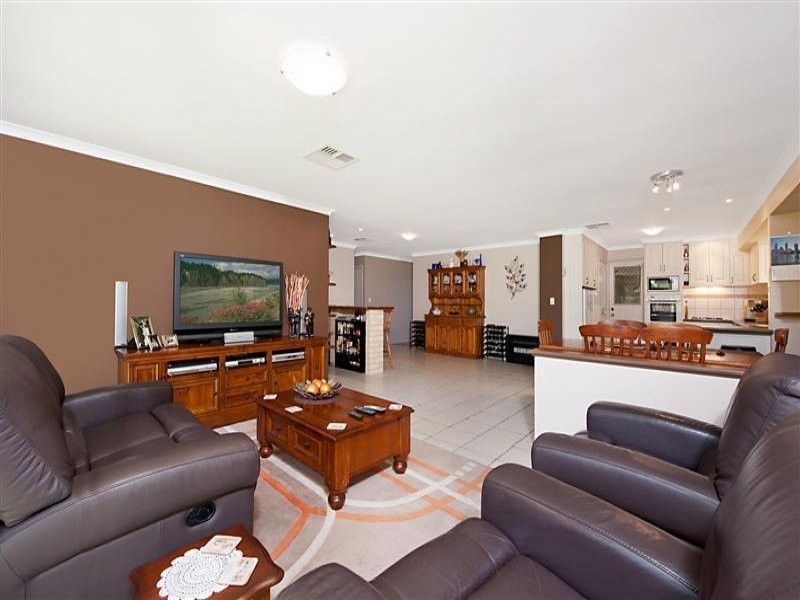 21 Lydon Boulevard, Atwell WA 6164