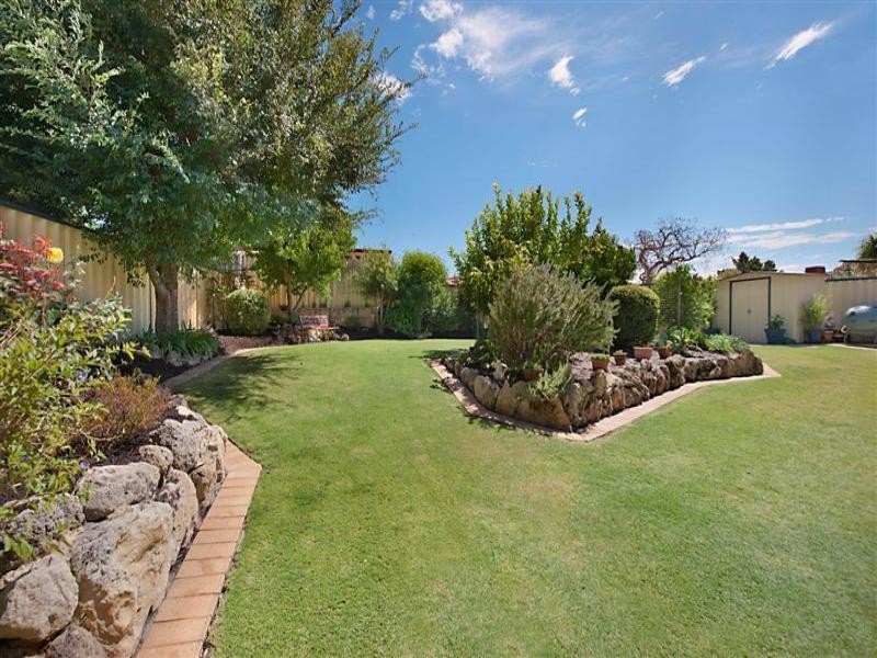 21 Lydon Boulevard, Atwell WA 6164