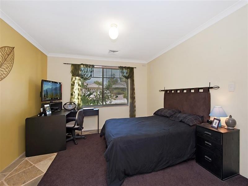 5 Constitution Gardens, Bibra Lake WA 6163