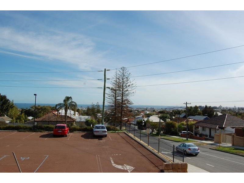 48 Fifth Avenue, Beaconsfield WA 6162
