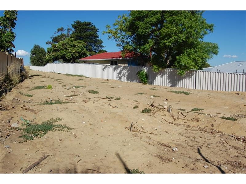 13a Leontes Way, Coolbellup WA 6163