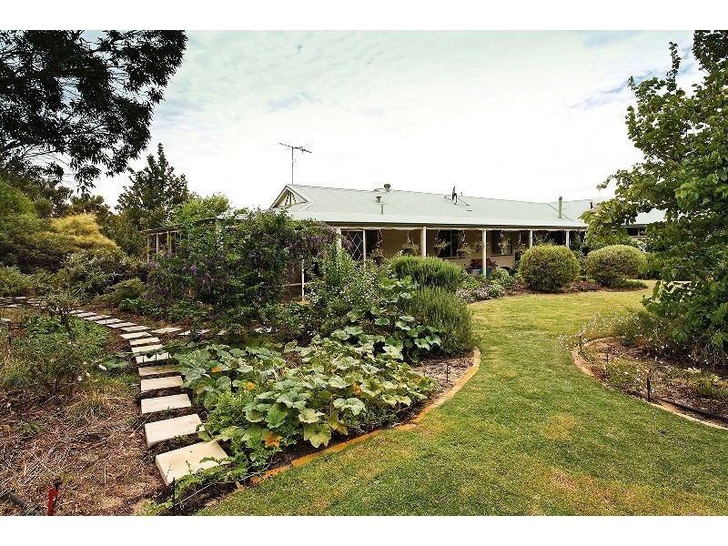 130 Teal Park Place, Gingin WA 6503