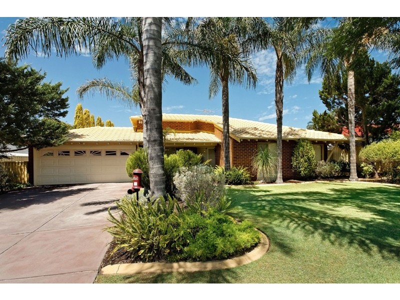 127 Le Souef Drive, Kardinya WA 6163