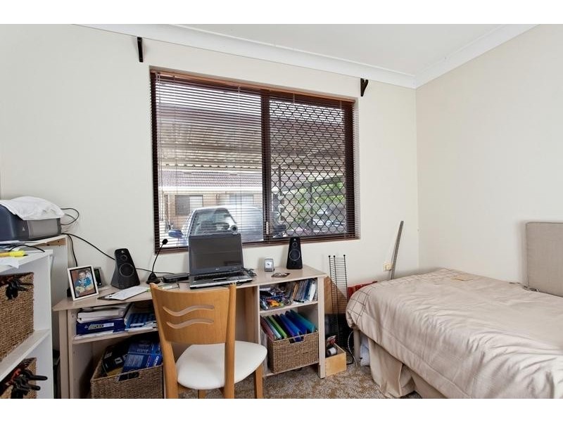 8/6 McKimmie Road, Palmyra WA 6157