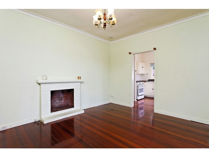 42 Garling Street, Willagee WA 6156