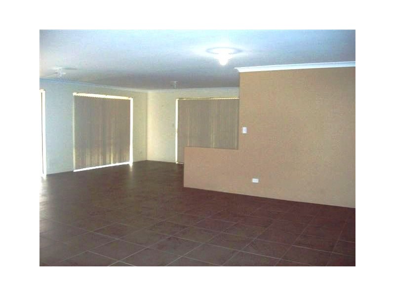 14 Orelia Avenue, Orelia WA 6167