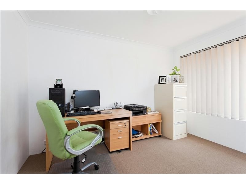10 Daran Way, Byford WA 6122