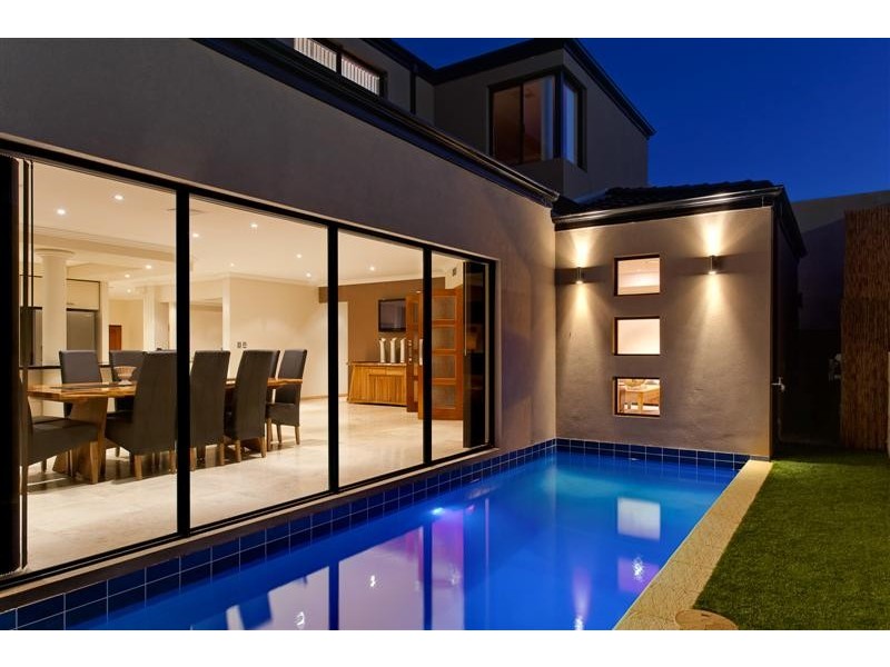 8 Tindal Avenue, Yangebup WA 6164