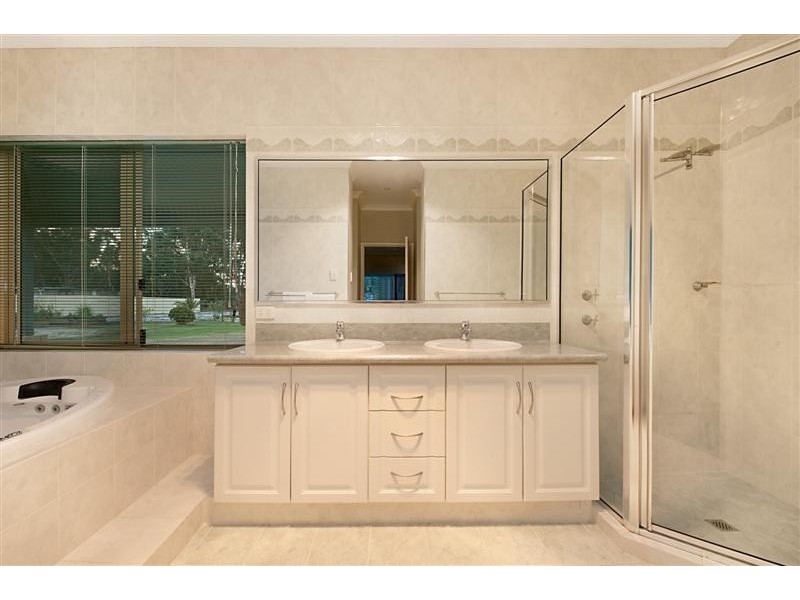 72 Blair Road, Oakford WA 6121