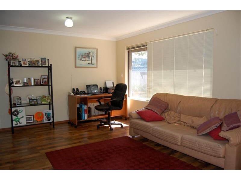 10 Tuart Place, Yangebup WA 6164