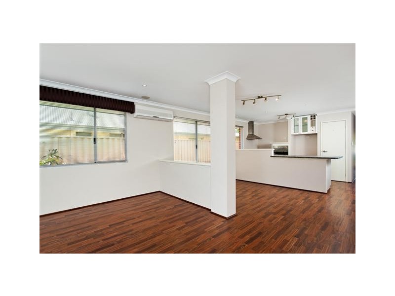 37 Windchime Terrace, Atwell WA 6164