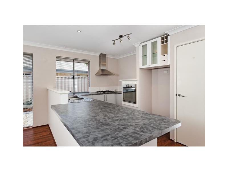 37 Windchime Terrace, Atwell WA 6164