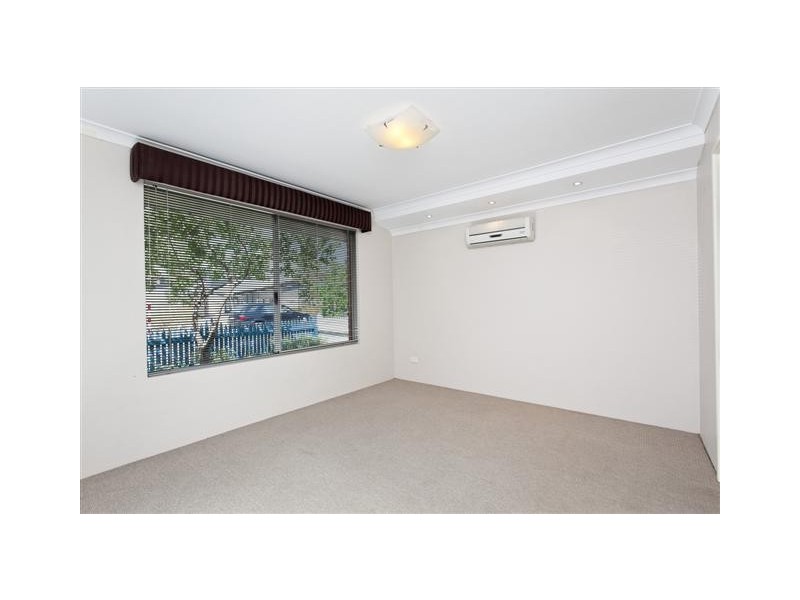 37 Windchime Terrace, Atwell WA 6164