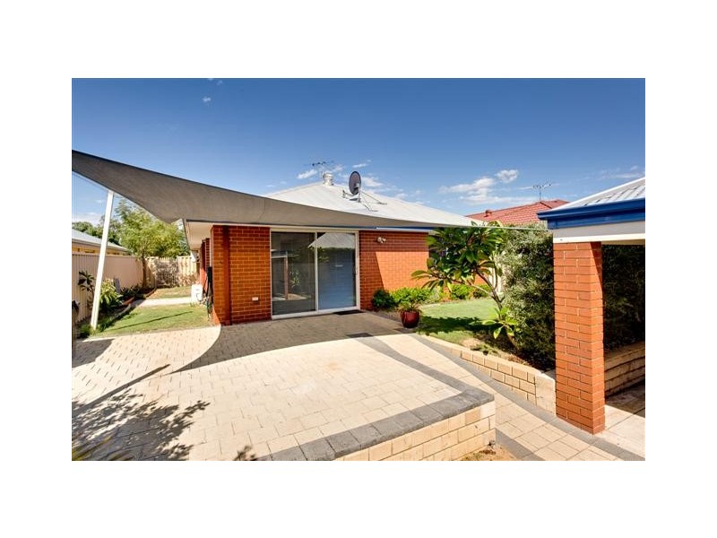 37 Windchime Terrace, Atwell WA 6164