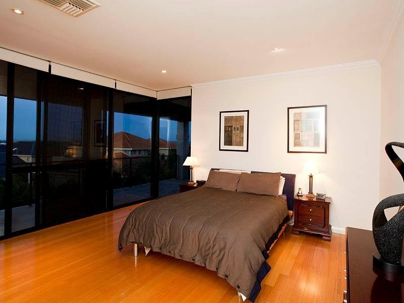 4 Currie Place, Kardinya WA 6163