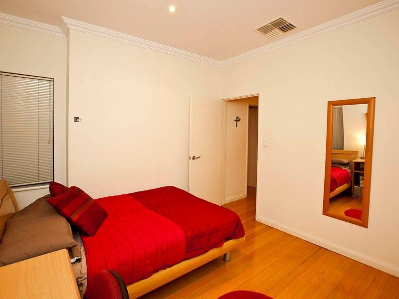 4 Currie Place, Kardinya WA 6163