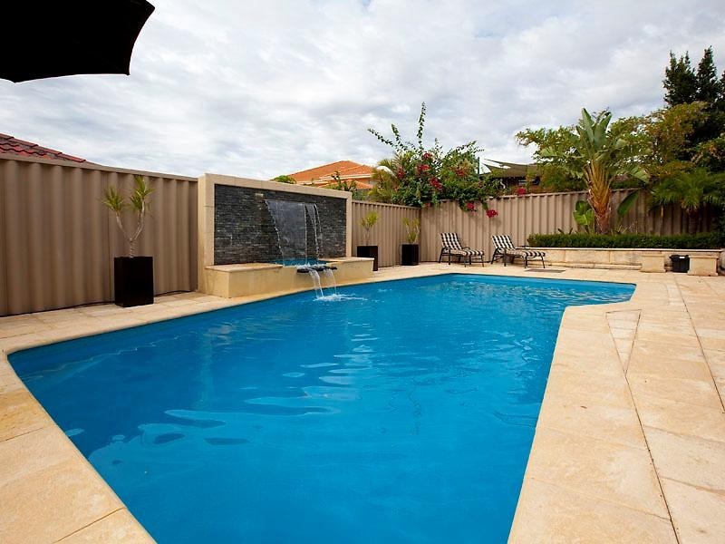 4 Currie Place, Kardinya WA 6163