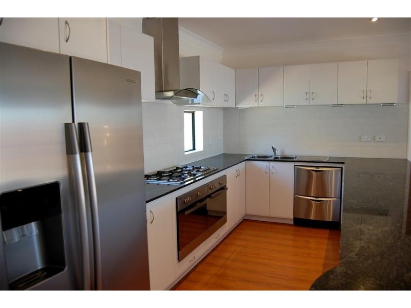 4 Aitken Road, Mount Richon WA 6112