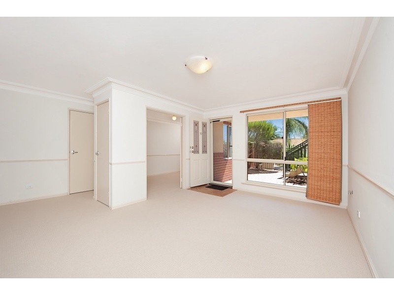 10/16 Ritz Court, Bibra Lake WA 6163