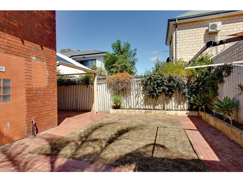 3/7 Mount Henry Road, Como WA 6152
