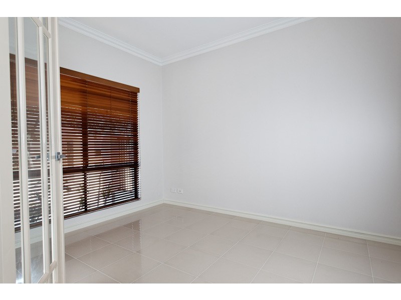 17 Ochiltree Way, Kardinya WA 6163