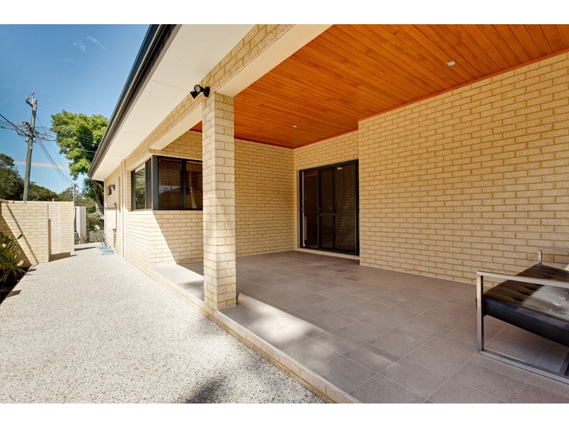 17 Ochiltree Way, Kardinya WA 6163