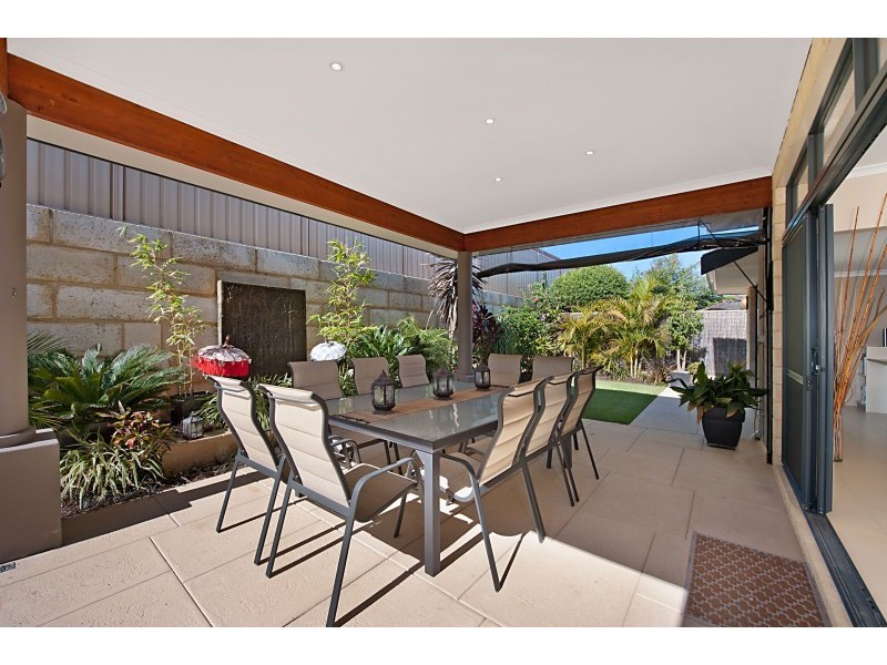 6 Wombat Way, Beeliar WA 6164