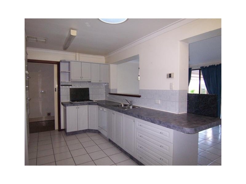 27 Duff Road, Riverton WA 6148