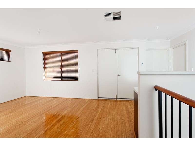 34a Davies Crescent, Kardinya WA 6163