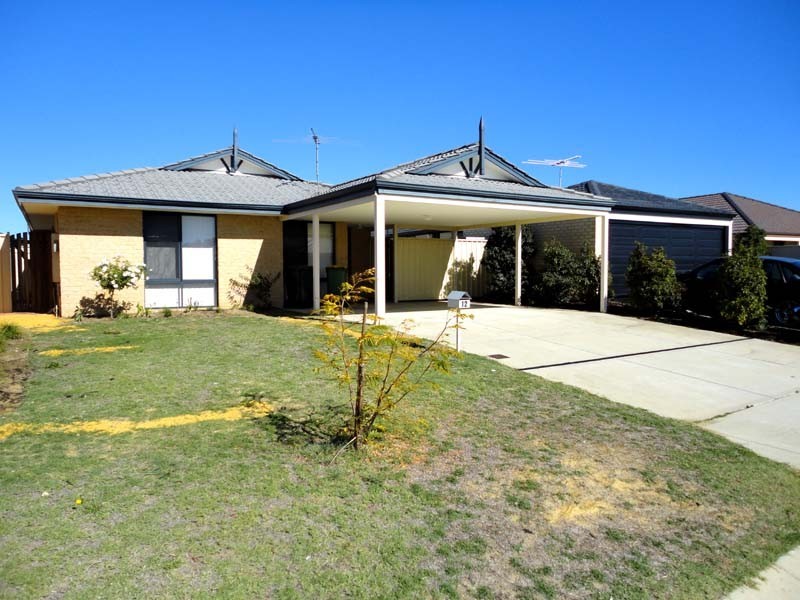 12 Napoleon Way, Bertram WA 6167