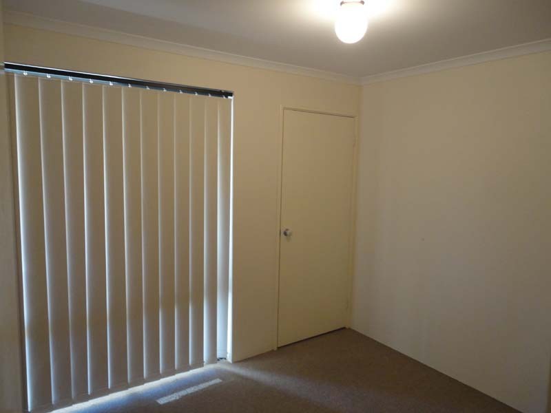 12 Napoleon Way, Bertram WA 6167