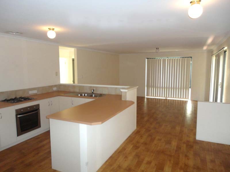12 Napoleon Way, Bertram WA 6167
