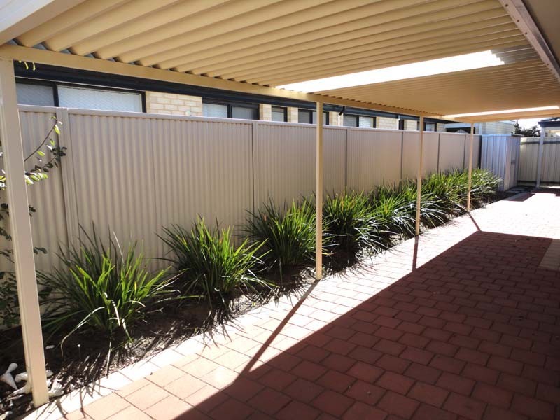 12 Napoleon Way, Bertram WA 6167