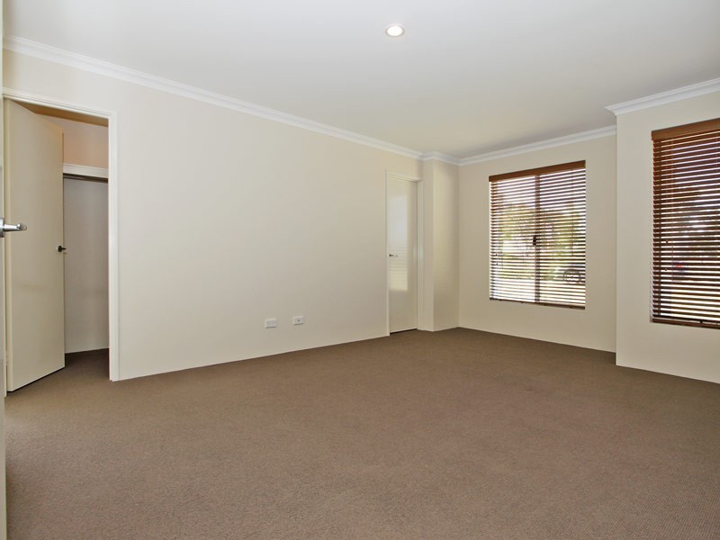 326 Lyon Road, Aubin Grove WA 6164