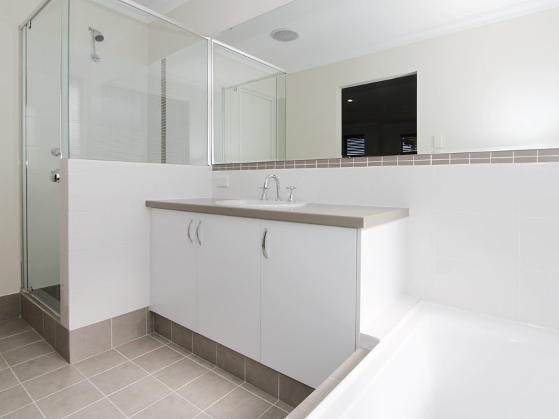 326 Lyon Road, Aubin Grove WA 6164