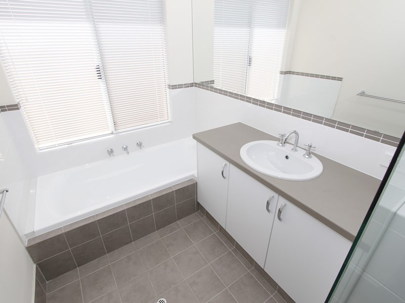 326 Lyon Road, Aubin Grove WA 6164