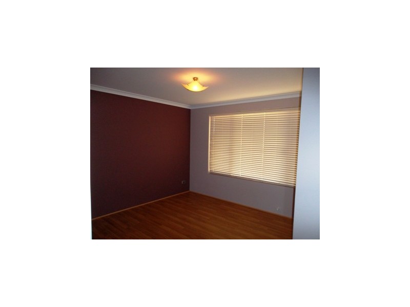 10 Versailles Parkway, Aubin Grove WA 6164